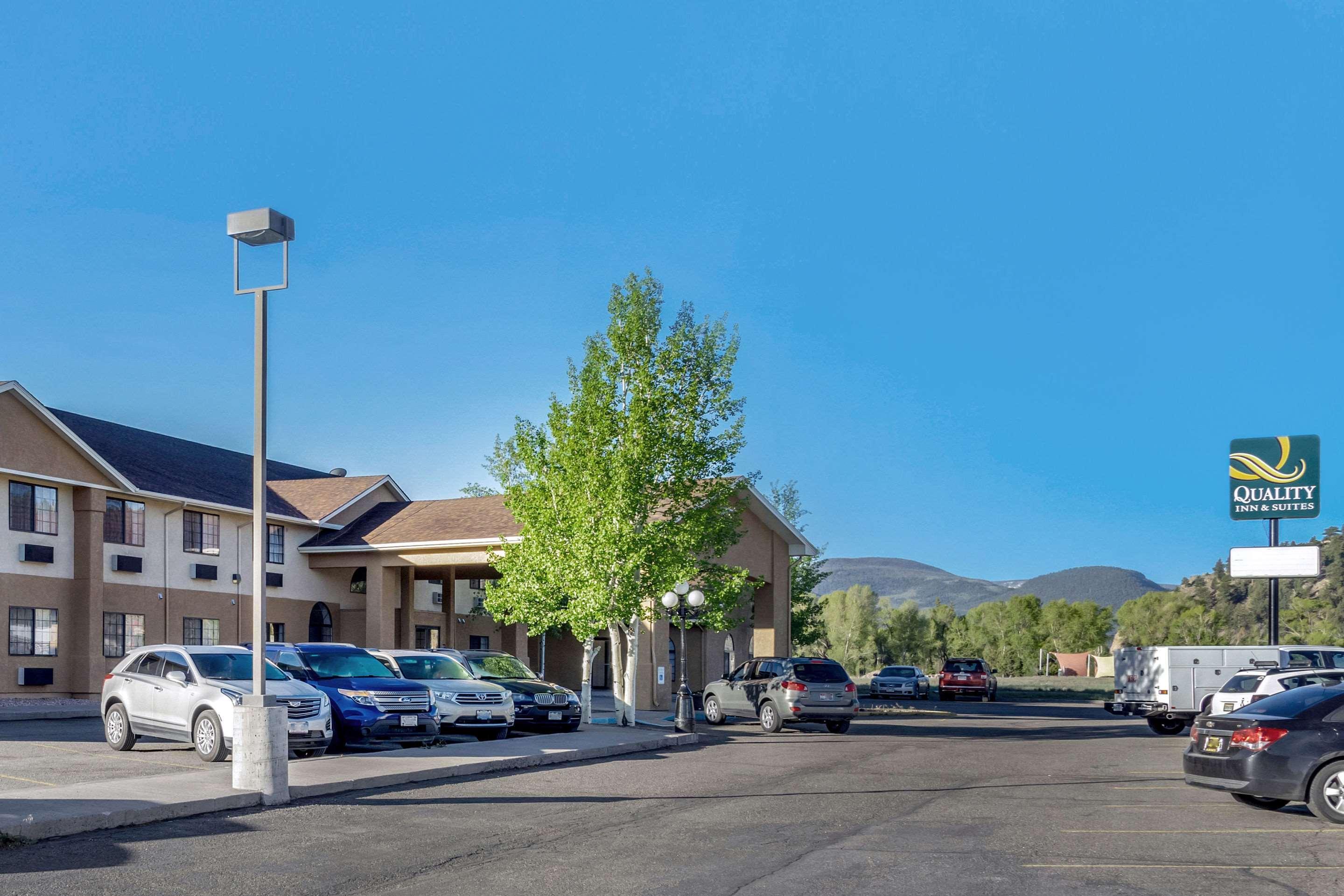 Quality Inn & Suites South Fork Exterior photo