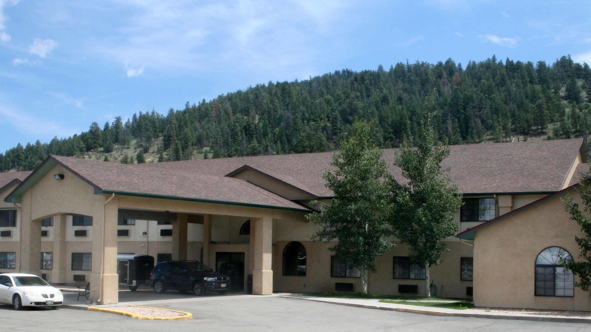 Quality Inn & Suites South Fork Exterior photo